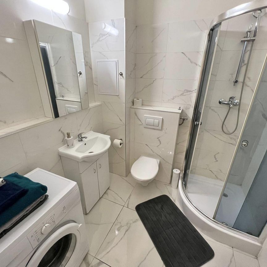Pronájem bytu 1+kk 36 m² - Photo 1
