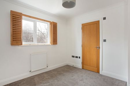 3 bedroom end of terrace house to rent - Photo 5