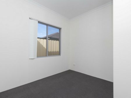 3x2 Villa In Balga - Photo 2