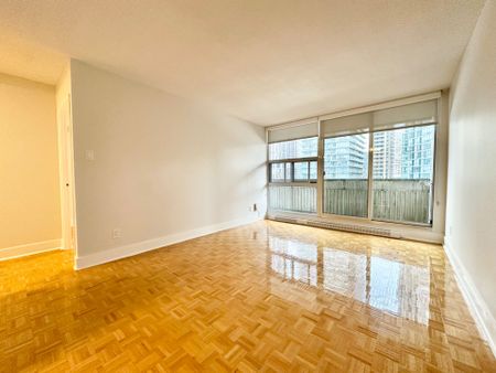 For Lease - 33 Isabella Street Unit# 2110, Toronto, Ontario - Photo 4