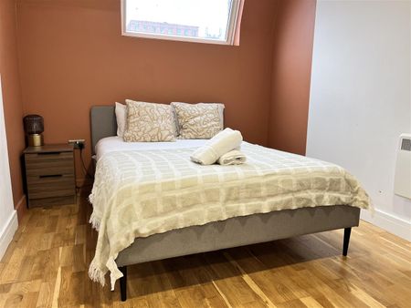 2 Bedroom Apartment To Rent - Photo 3