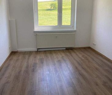 Himmlische Dachwohnung in herrlicher grüner und ländlicher Umgebung! - Foto 1