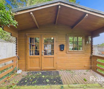 Log Cabin @ Beeches, Oak Stubbs Lane, Dorney Reach,SL6 - Photo 6