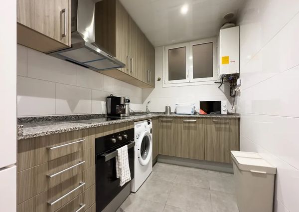 Carrer de Jonqueres, Barcelona, Catalonia 08003