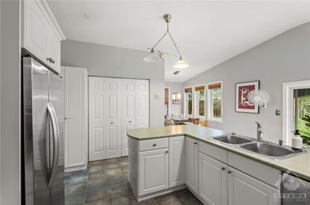 2704 Don Street - Photo 2