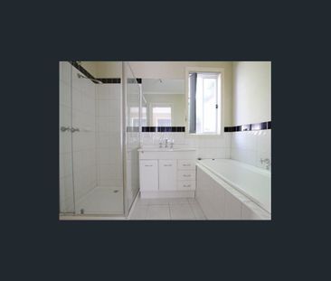 PRIME LOCATION - Photo 5