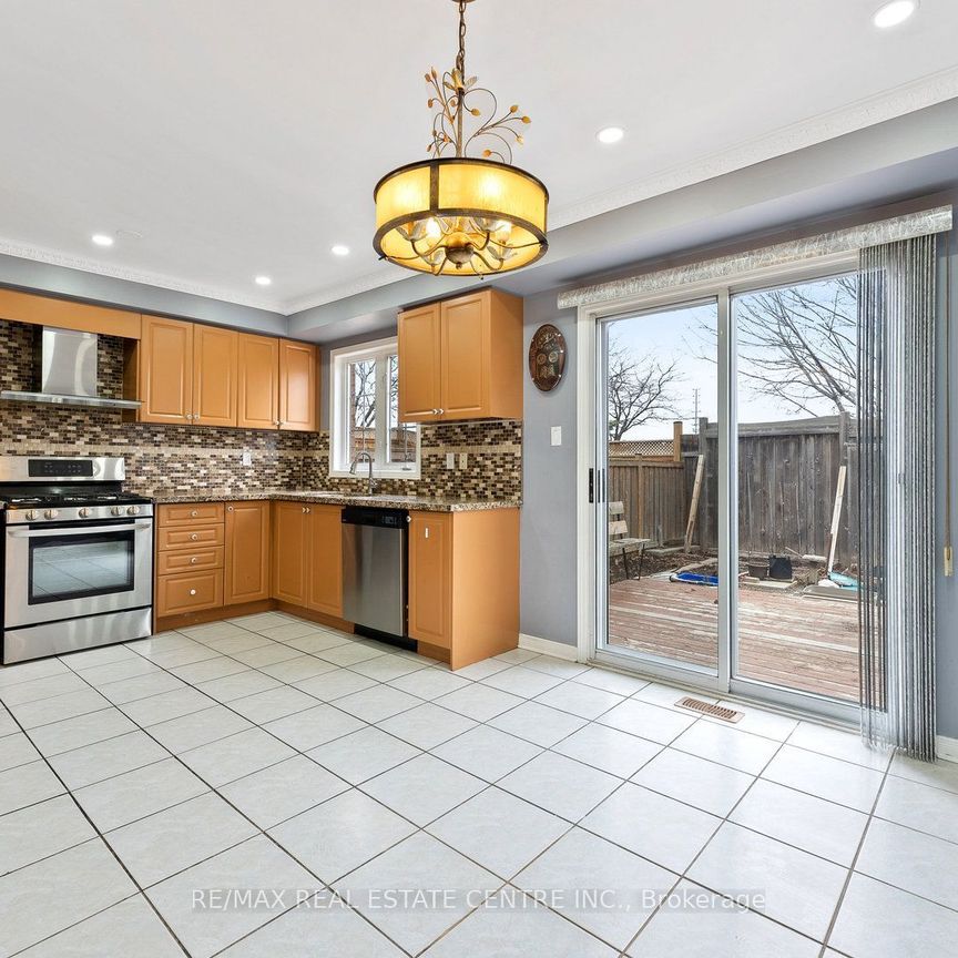 For Lease - 5382 Longhouse Crescent Unit# Upper, Mississauga, Ontario - Photo 1