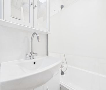3 bedroom maisonette to rent - Photo 1