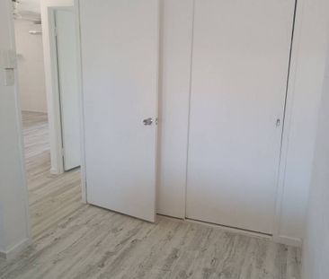 GROUND FLOOR 2 BEDROOM UNIT (UNFURNISHED) - Photo 4