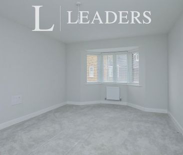 3 bedroom semi-detached house to rent - Photo 6