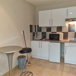 Location Appartement 16.8 M² SAINT-LOUIS 440 € - Photo 2