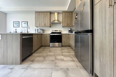 For Lease - 55 Bostock Drive, Georgina, Ontario - Photo 2