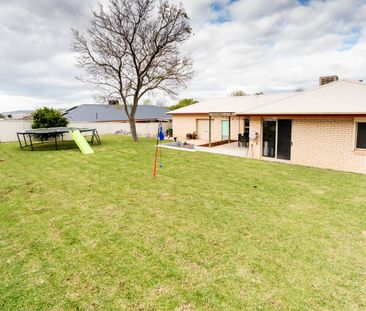 COMFORTABLE LIVING ON KALOONA DRIVE - Photo 5