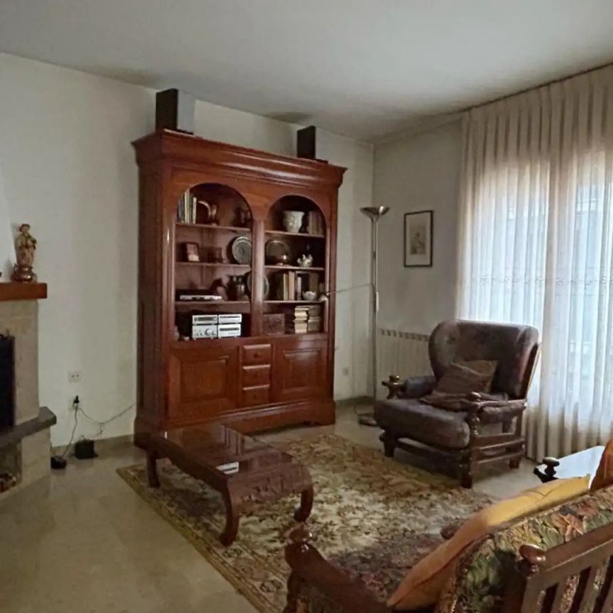 Casa adosada de alquiler en Calle del Centre, 11, Sant Julià de Vilatorta - Photo 1