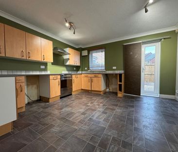 2 bedroom terraced house to rent - Photo 1