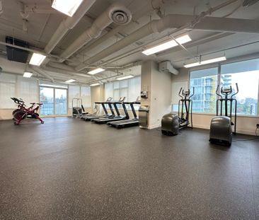 1 Bed Apt. In The Heart Of Metrotown/ Udgr. Parking & Storage Locke... - Photo 1