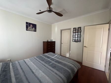 FAMILY HOME WITH SOLAR PANELS - Photo 4