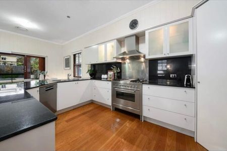 Dutton Park - Photo 5