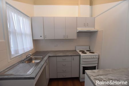 1 Maxwell Avenue, Orange, NSW 2800 - Photo 4