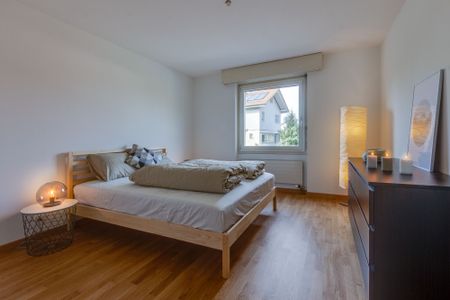 Geniessen Sie sonnige Momente auf dem Balkon! - Foto 4