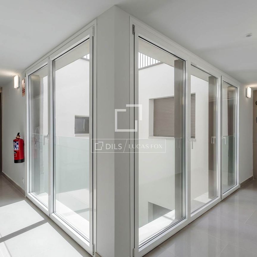 Excellent 2 Bedroom apartment with 16m² terrace for rent in Ventilla - Almenara - Foto 1
