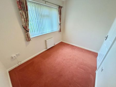 3 bedroom detached bungalow to rent - Photo 5