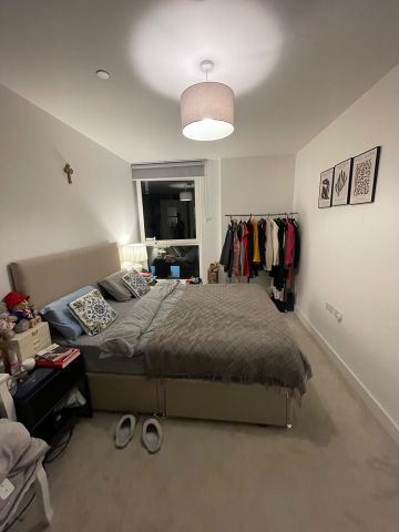 1 Bed Flat, Woolmore Street, E14 - Photo 2