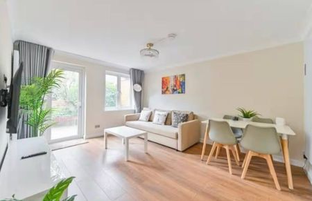 2 Bed Flat, Belgrave Court, SW8 - Photo 2