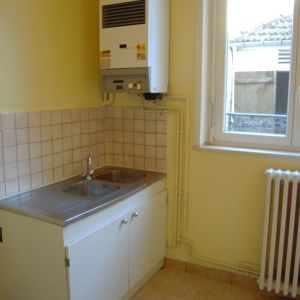 RUE HINCMAR, Reims - Photo 2