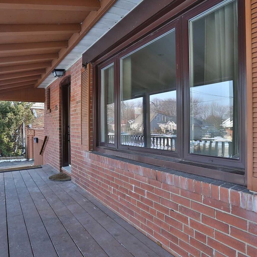 For Lease - 215 Oakridge Drive, Toronto, Ontario - Photo 1