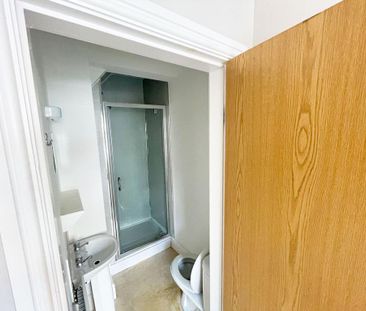 6 bedroom terraced house to rent - Photo 5