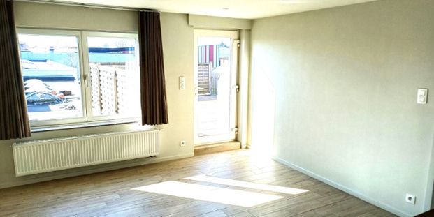 Duplex te huur in Waregem voor € 775 met 2 slaapkamers - Photo 1