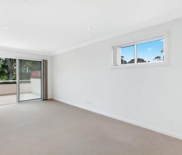 Forestville - Photo 5