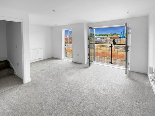 Washington Close, Ipswich, IP2 - Photo 1