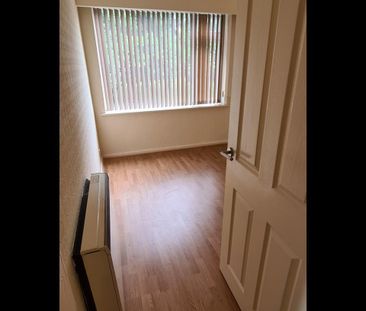 2 Bed Flat, Brooklands Court, M8 - Photo 3