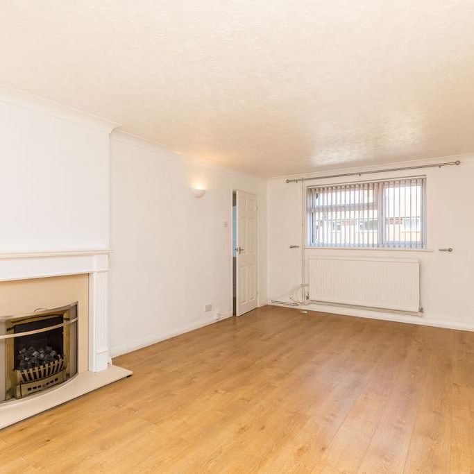 2 bedroom terraced house to rent - Photo 1