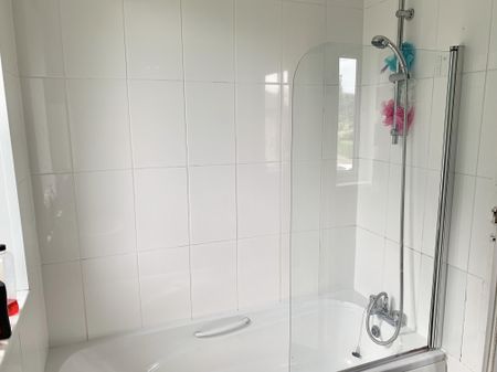 Lingfield Approach, Leeds - Photo 5