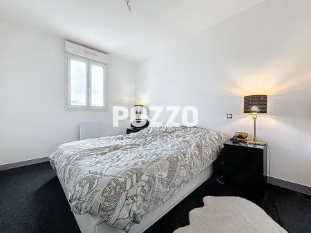 Appartement T3 (53 m²) à louer à GRANVILLE - Photo 3