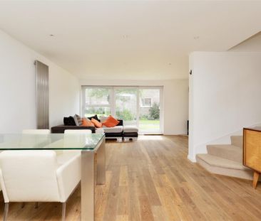 3 bedroom Terraced House to rent in Hunters Court, South Gosforth, ... - Photo 1