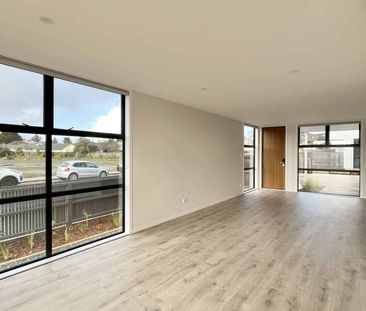 Mount Roskill, 3 bedrooms - Photo 1