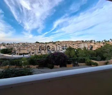 Alquiler de piso en Calle Hawai - Photo 4