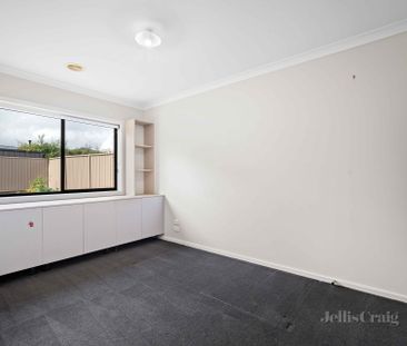 3 Carrum Street, Alfredton - Photo 4