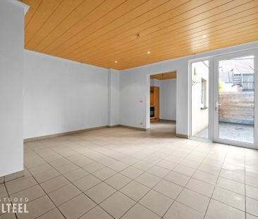 Charmante woning met 2 slaapkamers in het centrum van Belsele - Photo 1