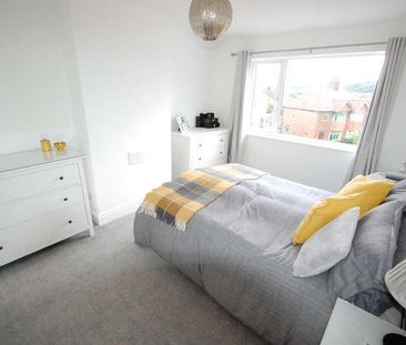 Lyndham Avenue, Burton Upon Trent, Stapenhill, DE15 - Photo 4