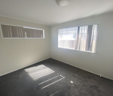 8A Quintal Place, Papatoetoe - Photo 6