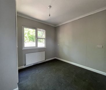 2 bedroom property to rent - Photo 3