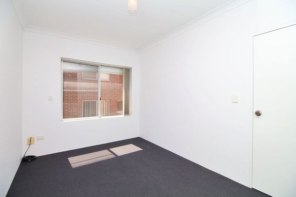 4/30 Bellevue Street, North Parramatta. - Photo 1