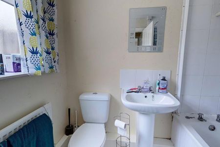 2 bedroom house to rent - Photo 3