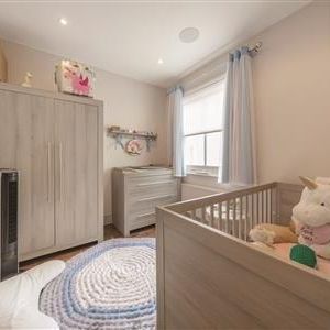 Home Road, SW11 - Photo 1
