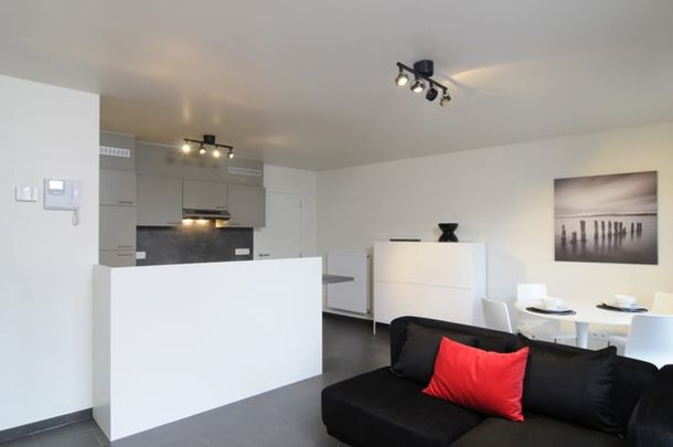 Appartement te huur - Photo 1